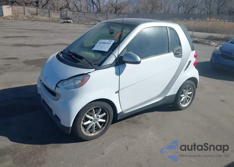 2008 Smart Fortwo Passion/Pure из США, поврежденный, VIN WMEEJ31X68K181848